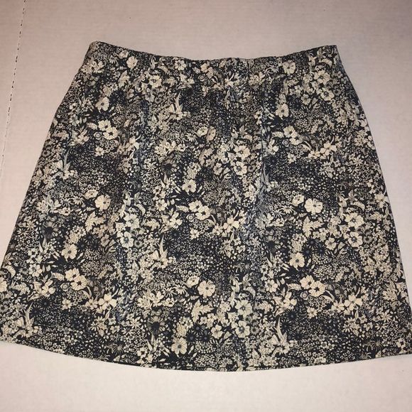 J. Crew Blue Floral Mini Skirt Size 2 - Picture 1 of 3